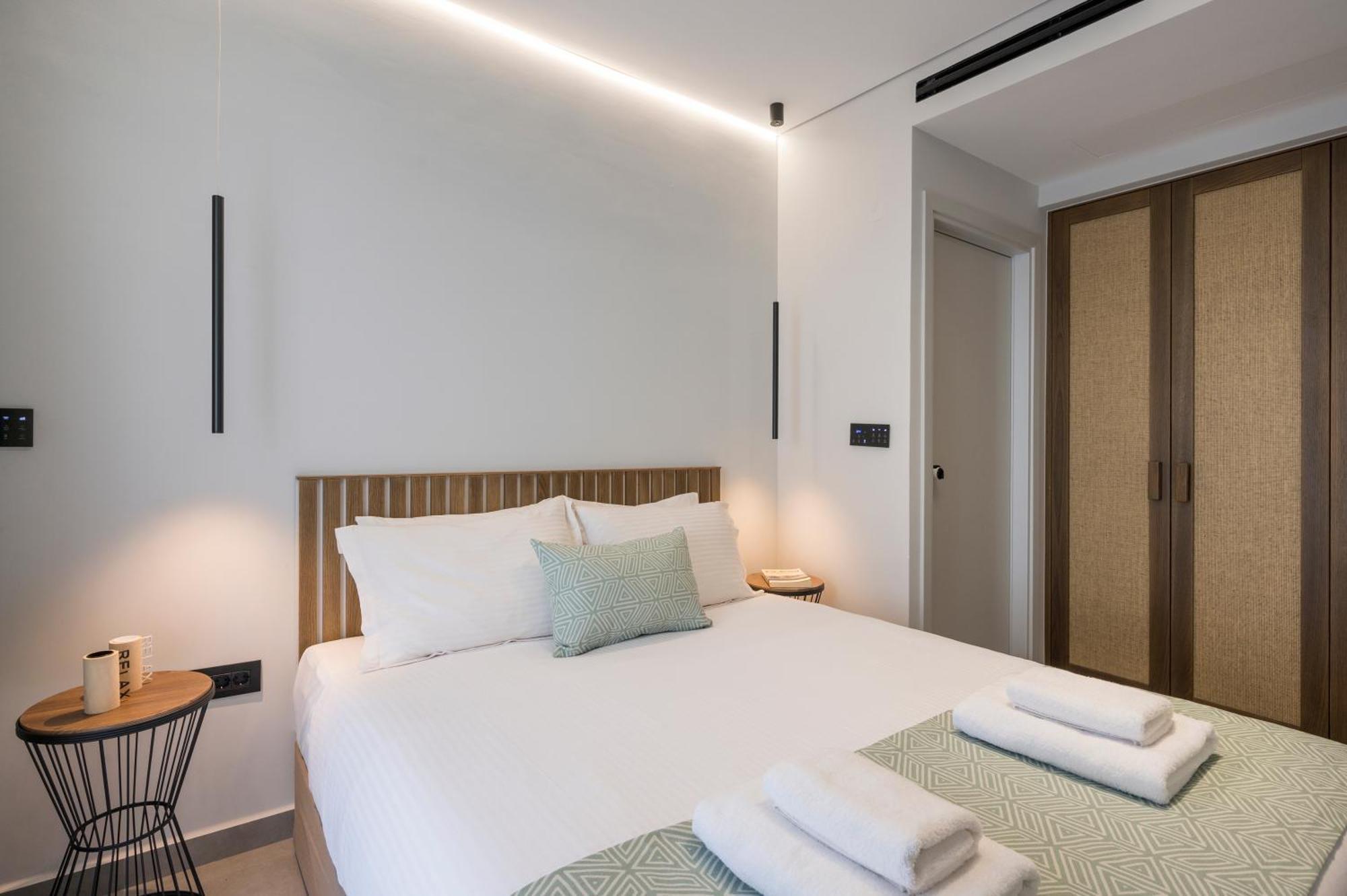 Ostrakon Suites Agia Marina  ภายนอก รูปภาพ